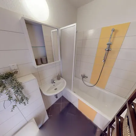 Citynah Und Im Gruenen Gelegen Apartment