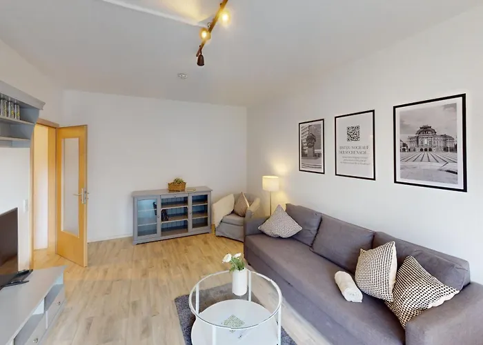 Citynah Und Im Grünen Gelegen, Wlan Apartment